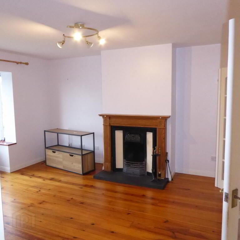 12a Castle Oaks, Omagh, BT79 7BN - Photo 1