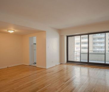 Plaza Drummond - Photo 1