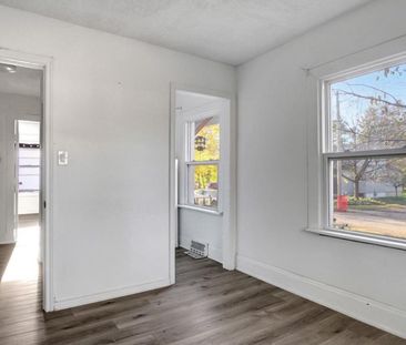 For Lease - 23 Nelson Street, Cambridge, Ontario - Photo 4