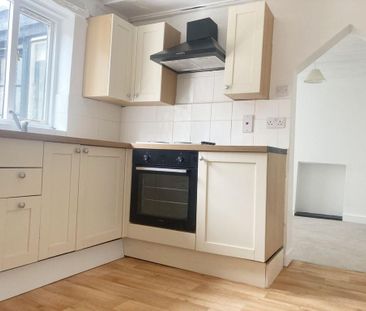 2 bedroom house to rent - Photo 1