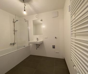 Neuwertige, top-ausgestattete, helle Neubauwohnung! Großzügiger Gru... - Photo 6
