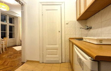 Warszawa, Śródmieście, Śródmieście Solec, 3 Maja - Photo 3