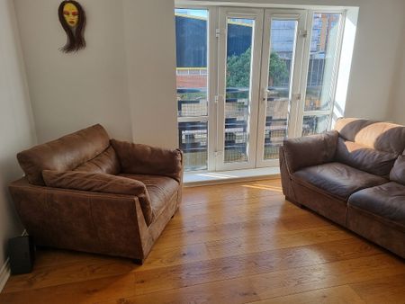 2 Bed Flat, Poplar, E14 - Photo 3