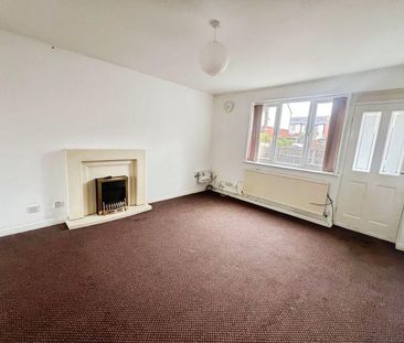 4 bedroom detached house to rent - Photo 3