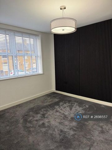 1 bedroom terraced house to rent - Photo 3