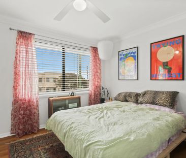 Convenient coastal living - Photo 4