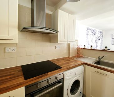 1 Bed Flat, Humberstone Gate, LE1 - Photo 2