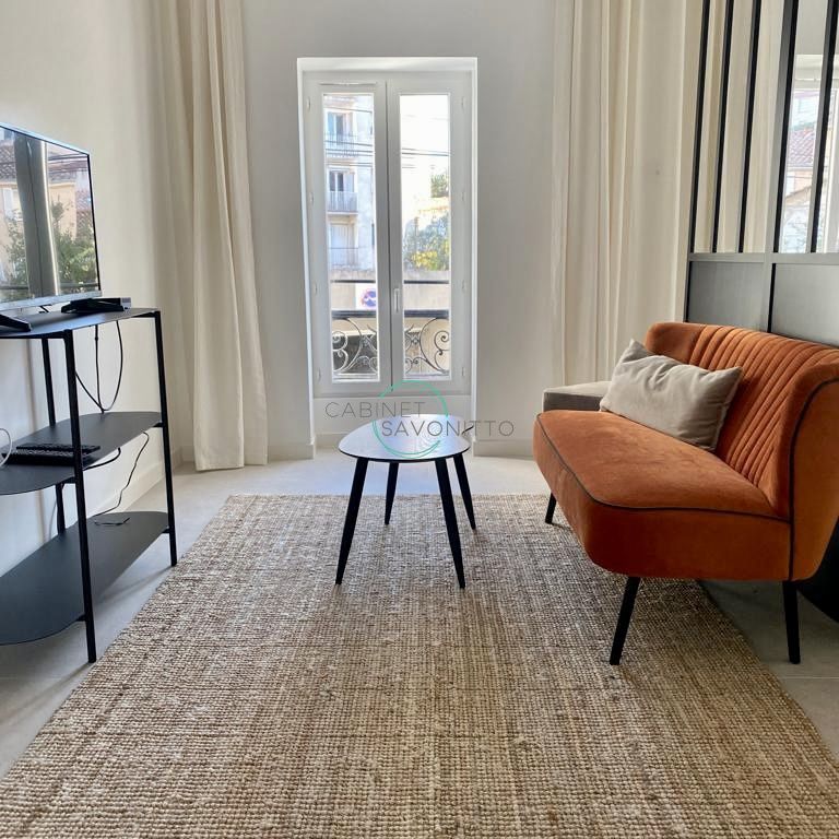 Location Appartement 1 pièce 32m² MARSEILLE 6ème - Photo 1