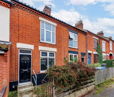 3 bedroom terraced house to rent - Photo 1