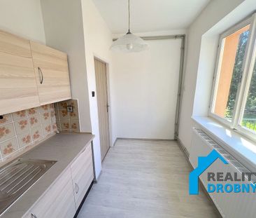 Pronájem bytu 2+1 54 m² - Fotografie 2
