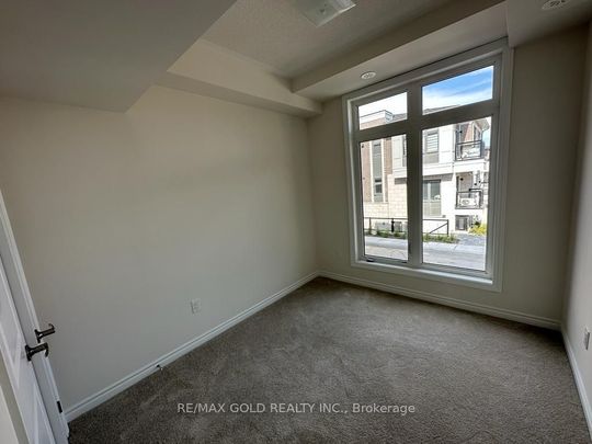 For Lease - 30 Halliford Place Unit# 216, Brampton, Ontario - Photo 1