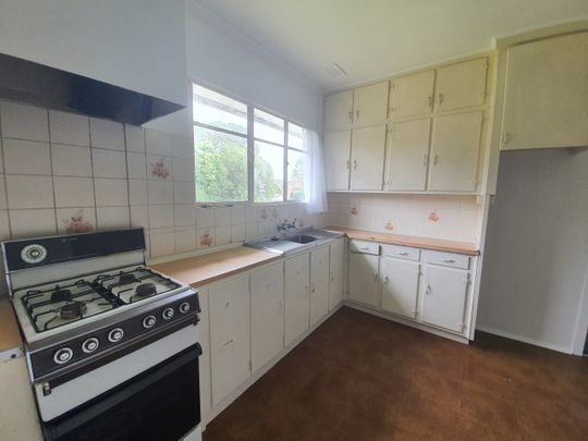6 MONTH LEASE ONLY! - Photo 1