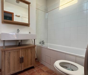 Location Appartement 2 pièces 33m² CHENNEVIERES LES LOUVRES 95380 - Photo 4