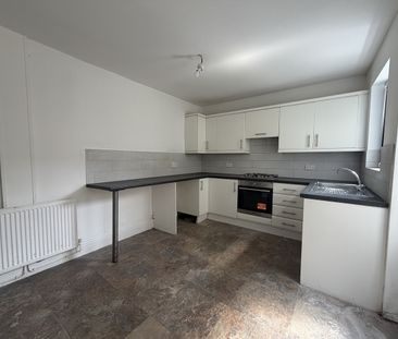 3 Bed Terraced House, Brill St, CH41 - Photo 5