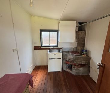 Rustic Cottage Living - Photo 6