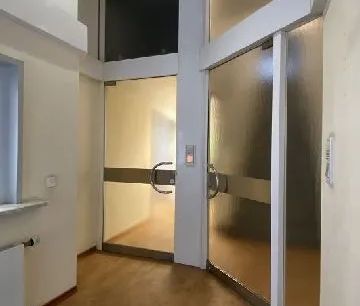 REPRÄSENTATIVES BÜROHAUS IM HERZEN DER KREFELDER INNENSTADT ZU VERM... - Foto 3