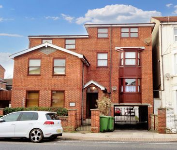 Victoria Road South, Farriers Court, PO5 - Photo 6