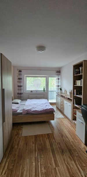 Bratislava Pod. Biskupice – prenajom 2-izb bytu s balkónom – Fotografia 1
