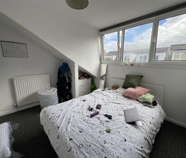 5 bedroom terraced house to rent - Photo 3