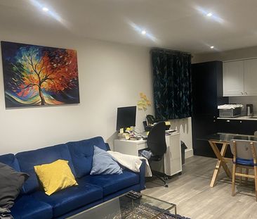 1 Bed Flat, Ivory Court, N13 - Photo 1