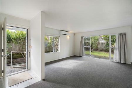 Modern Comfort & Convenience in the Heart of Ellerslie - Photo 4