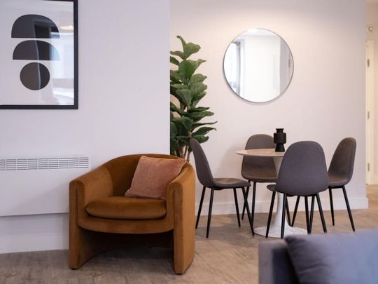 3 bedroom apartment to rent - Photo 1