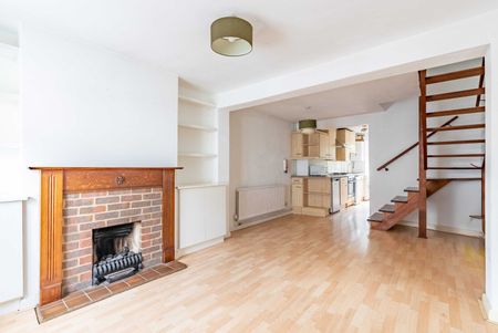 Available unfurnished from 12/06/2026 - Photo 3