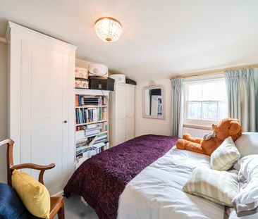 Terraced House to rent - Blackheath Park, London, SE3 - Photo 5