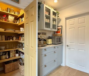 For Lease - 740 Clarkson Road, Mississauga, Ontario - Photo 4