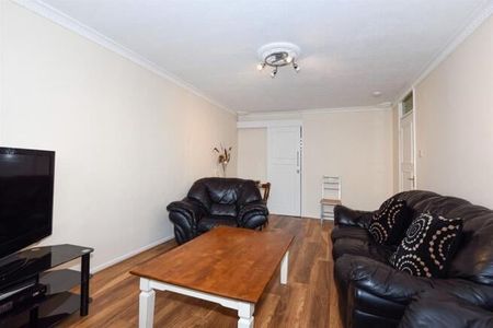 5 Bed Flat, Rutley Close, SE17 - Photo 2