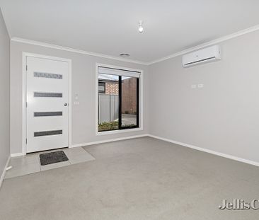 2/21 Beverin Street, Sebastopol - Photo 2