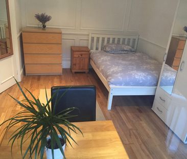 Studio Flat, Danbury Street, N1 - Photo 6