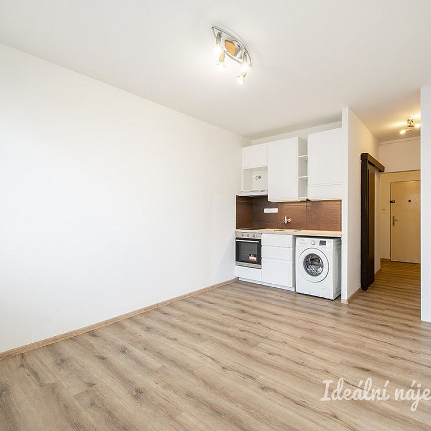 Pronájem bytu 1+kk 27 m² - Photo 1