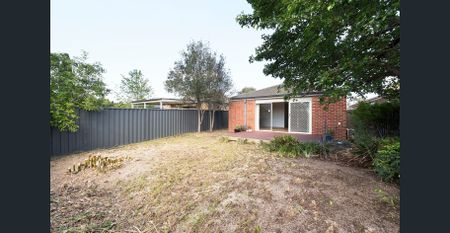 Well-Maintained 3 Bedroom Property - Photo 2