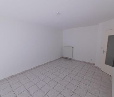 Location Appartement 3 pièces 63m² DIJON 21000 - Photo 2