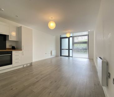 Edinburgh Gate - Photo 3