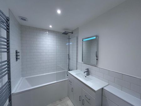 3 bedroom property to rent - Photo 4