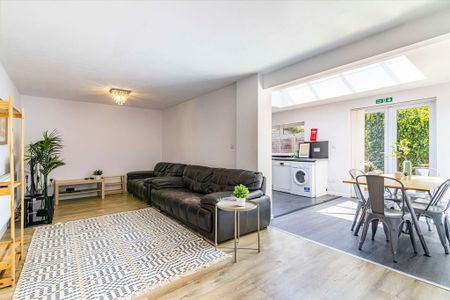 1 bedroom house of multiple occupation to rent - Photo 3