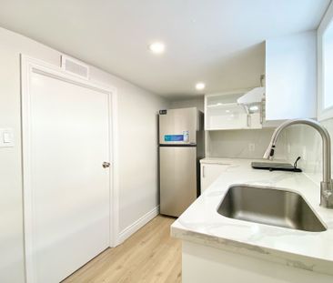 For Lease - 808 Midland Avenue Unit# Bsmt, Toronto, Ontario - Photo 6