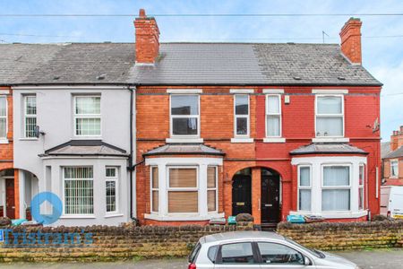 3 bed Mid Terraced House for Rent - Photo 2