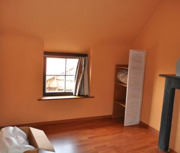 Charmante woning met 2 slaapkamers en ruime tuin. - Photo 3