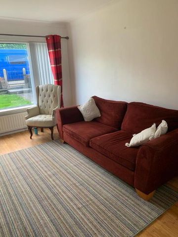 94 Broadway, Bangor, BT20 4TS - Photo 2