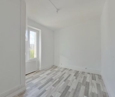 Location Appartement 3 pièces 59m² CHATELLERAULT 86100 - Photo 2