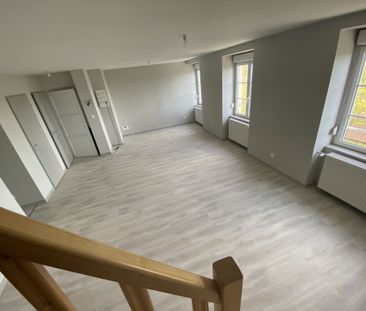 Location Appartement 4 pièces 82m² LE CREUSOT 71200 - Photo 1