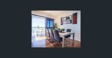 Exquisite 4-Bedroom Luxury Waterfront Living with Breathtaking Views - Photo 5