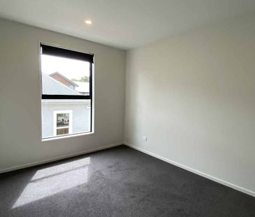 2 bedroom, Addington - Photo 5