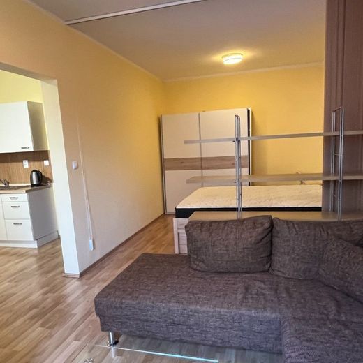 Na prenájom 1,5 izbový byt Trenčín, Východná ul. - Photo 1