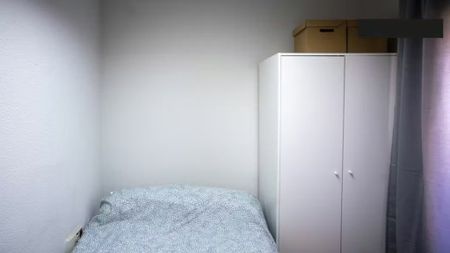 Carrer de Bèlgica, Valencia, Valencian Community 46021 - Photo 3