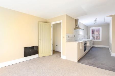 1 bedroom apartment to rent - Photo 4