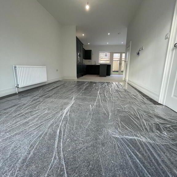 17 Hobart Hall, Dundonald, Belfast, BT16 1BS - Photo 1